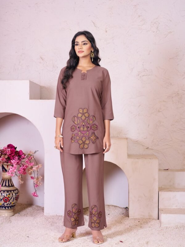 Heavy Rayon Embroidered Kurti with Straight-Cut Pants (Set)